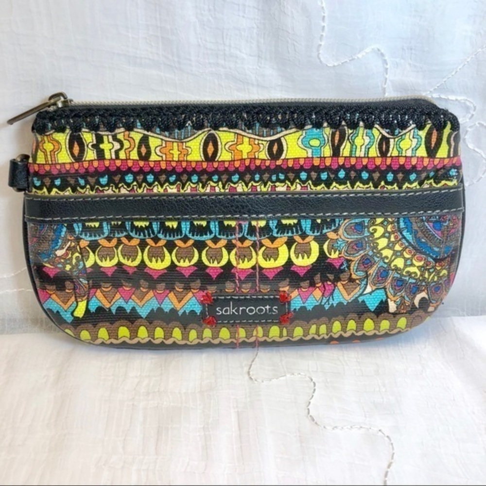 Sakroots Wristlet. EUC